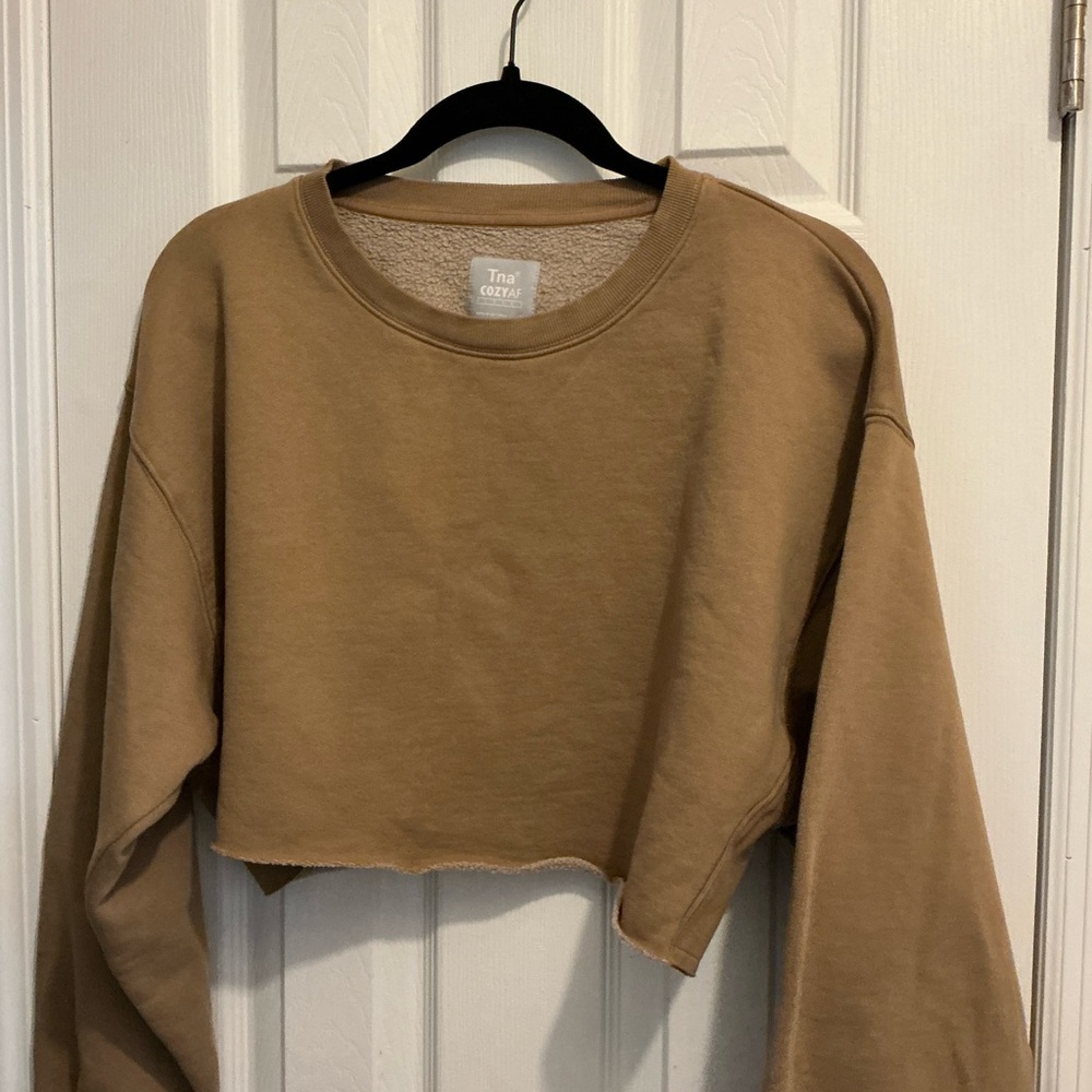 Women's Cropped Top - Picture 11 of 16